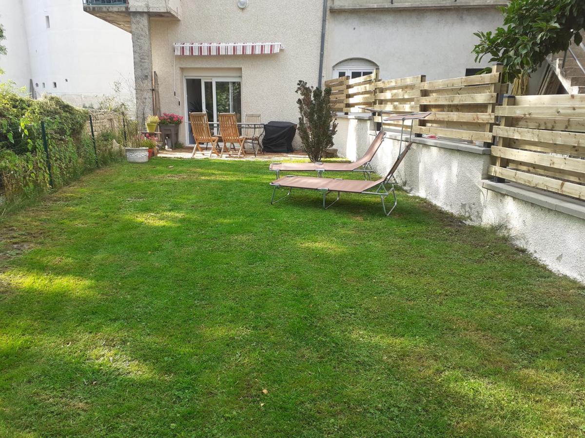 Appartement Rez De Chaussee Avec Terrasse Et Jardin Tence Dış mekan fotoğraf
